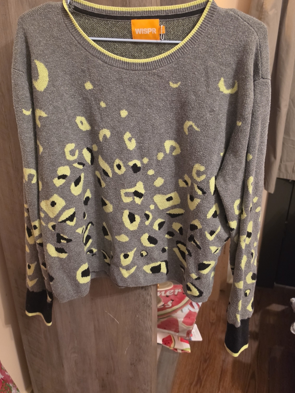 Gray Crewneck Sweater with Yellow Leopard Print